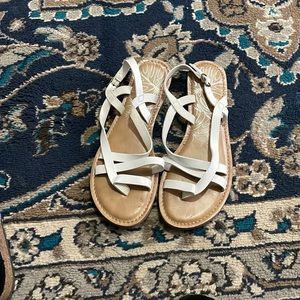 Women’s white leather sandals size 8